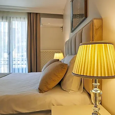 Hotel Kaira Hotel& Aparts 3*